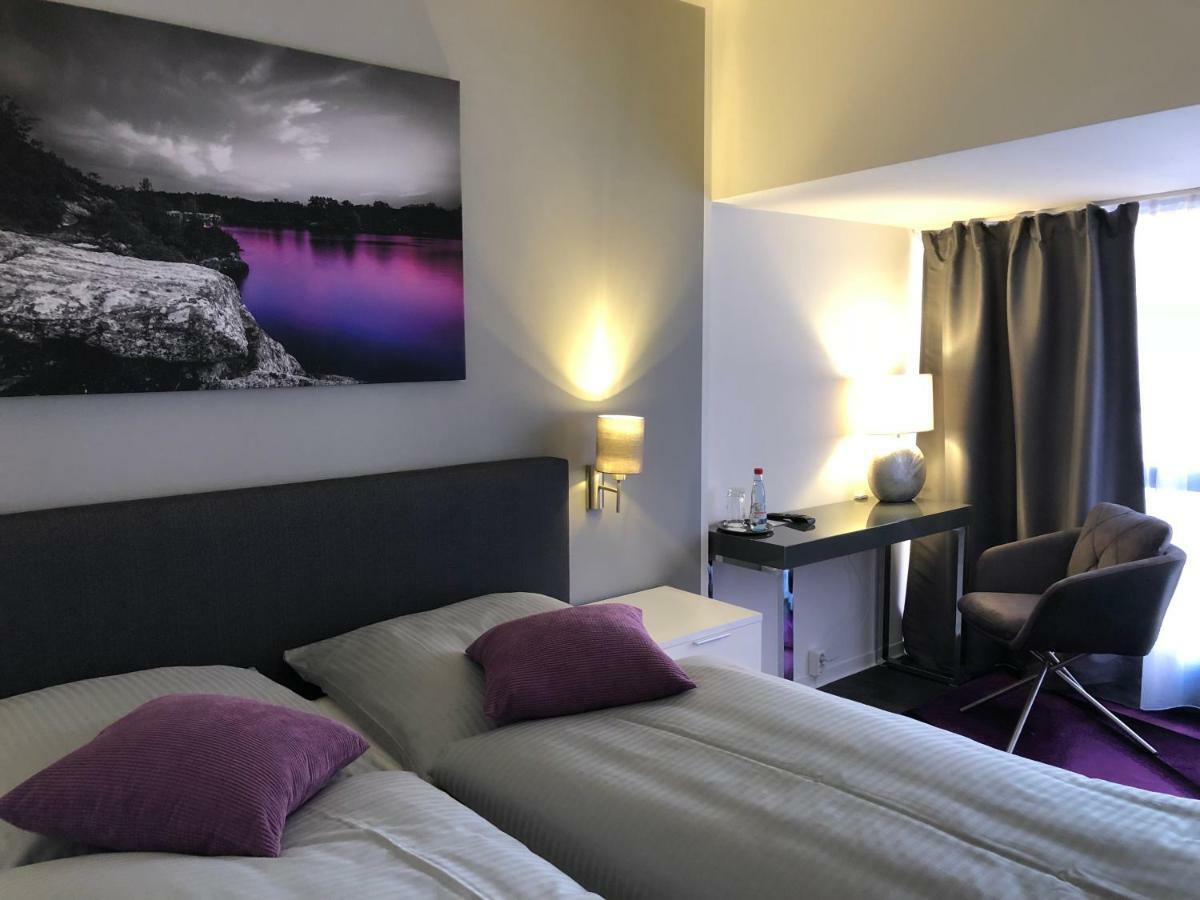 Haus Tannenhof Hotel Hannover Ngoại thất bức ảnh