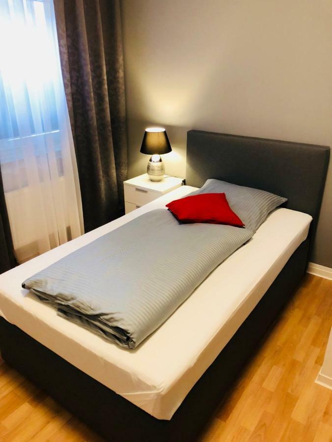 Haus Tannenhof Hotel Hannover Ngoại thất bức ảnh