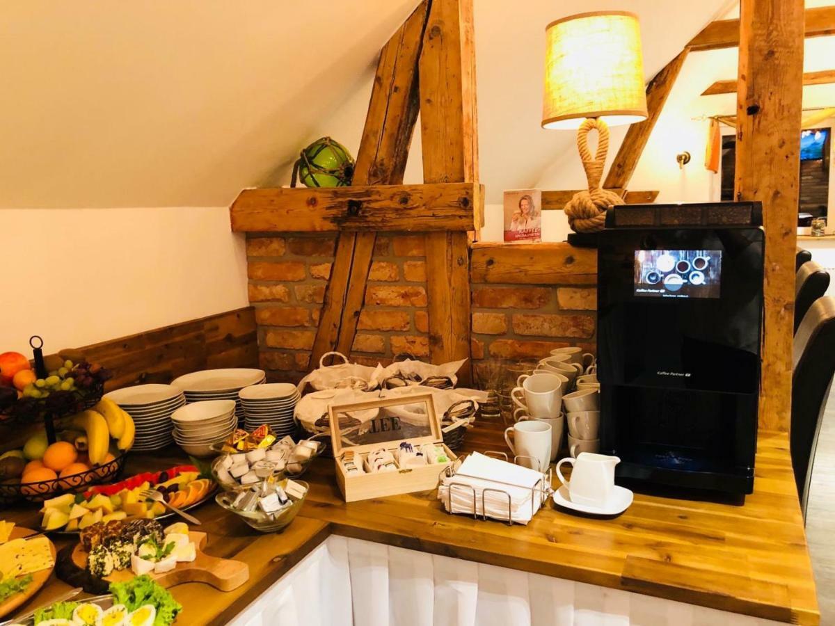 Haus Tannenhof Hotel Hannover Ngoại thất bức ảnh